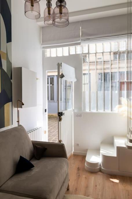 Bel Appartement D'Architecte Au Coeur De Paris Exterior foto