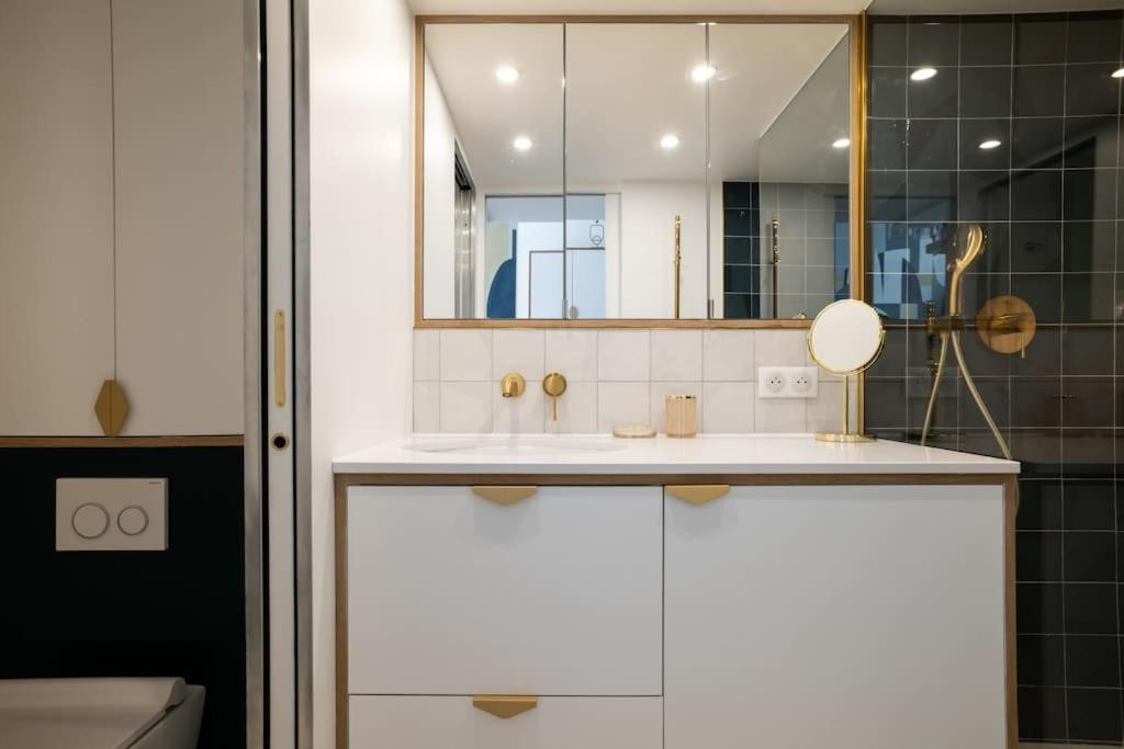 Bel Appartement D'Architecte Au Coeur De Paris Exterior foto